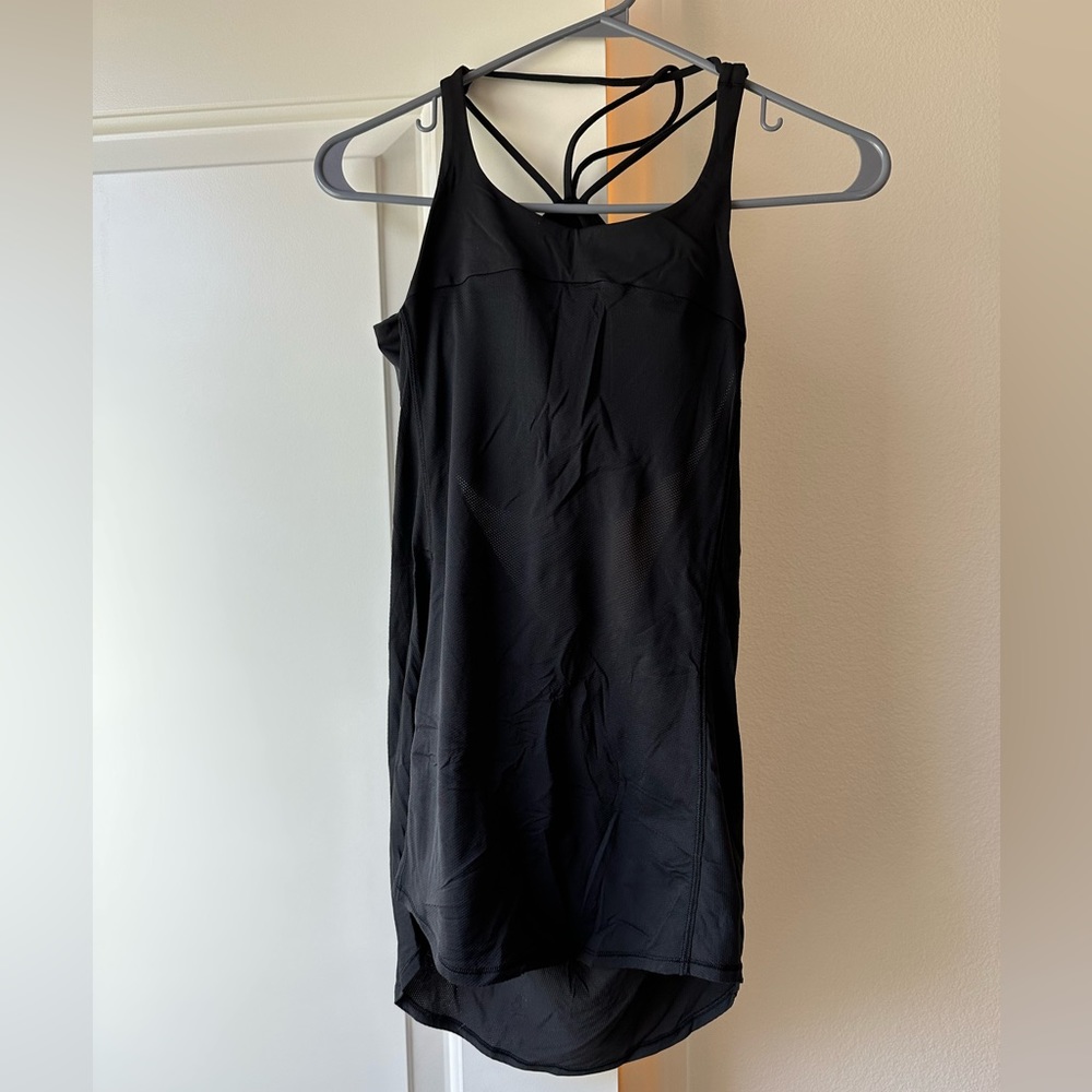 Lululemon tank top